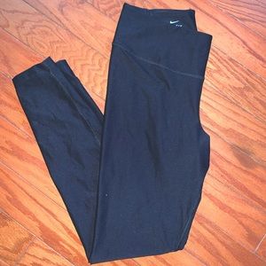 Nike dri-fit leggings Medium